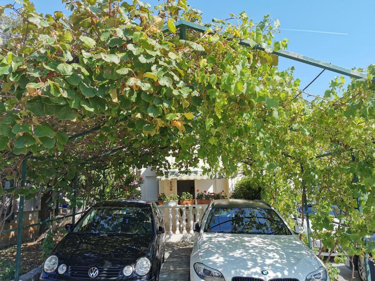 Studio Apartman Marija Petrcane Exterior photo